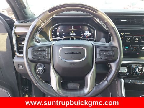 Used 2025 GMC Sierra 1500 Denali Ultimate image 18