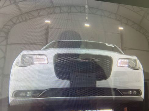 Used 2021 Chrysler 300 S RWD image 10