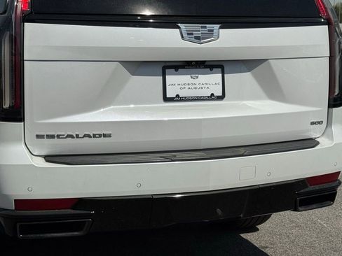 Used 2021 Cadillac Escalade ESV Sport w/ Driver Assist Tech Package image 7