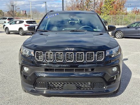 Used 2024 Jeep Compass Latitude w/ Convenience Group image 5