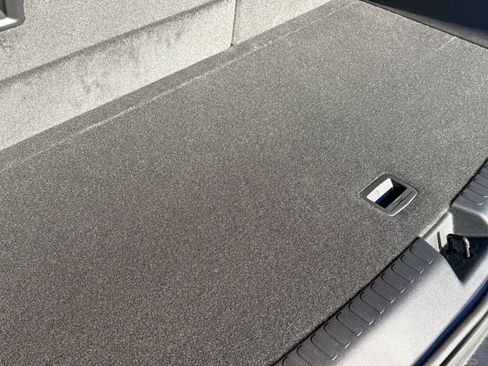 New 2026 Chevrolet Traverse Z71 w/ LPO, Floor Liner Package image 15