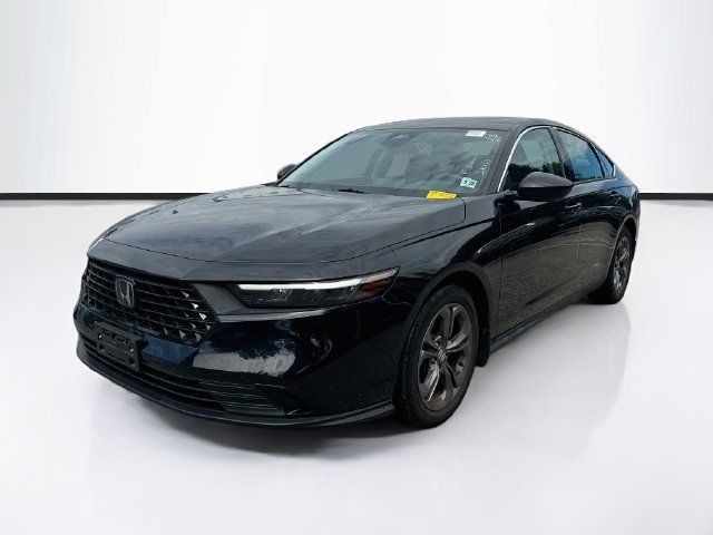 Used 2023 Honda Accord EX image 3