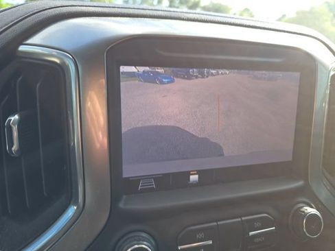 Used 2019 Chevrolet Silverado 1500 LT Trail Boss AWD/4WD image 13