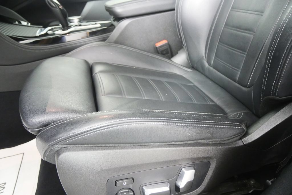 Used 2019 BMW X4 M40i w/ Executive Package AWD/4WD image 9