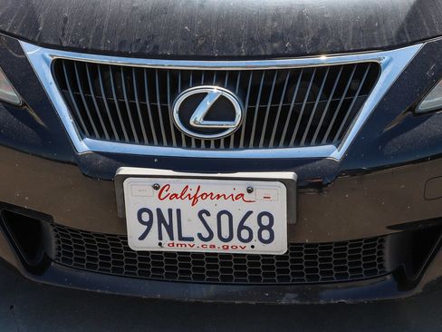 Used 2012 Lexus IS 250 w/ Premium Pkg Value Edition RWD image 11