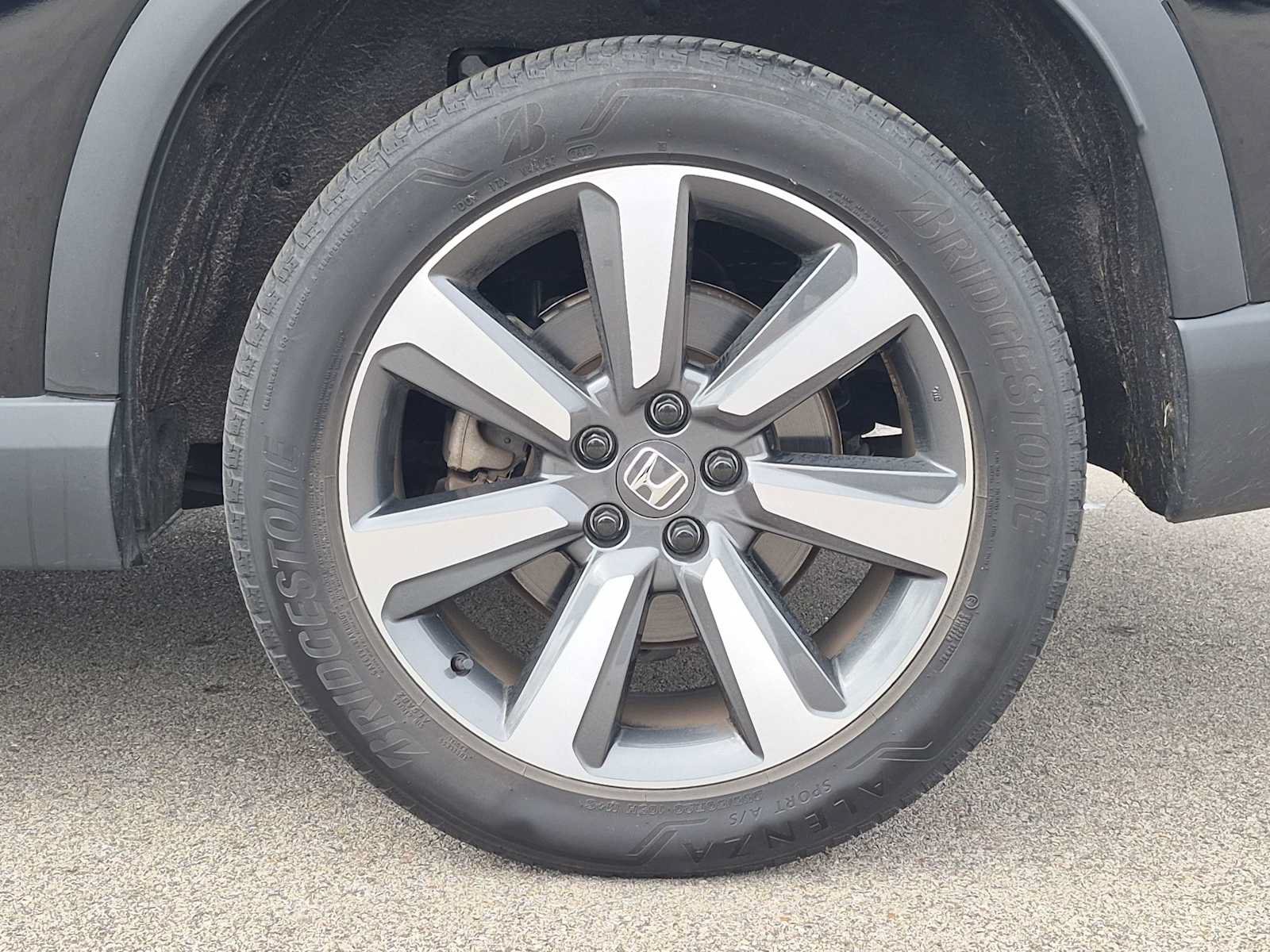 Certified 2024 Honda Pilot Touring image 13