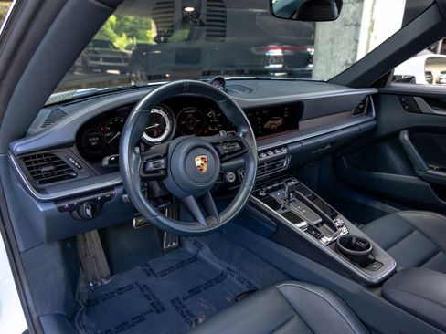 Certified 2024 Porsche 911 Carrera S RWD image 4