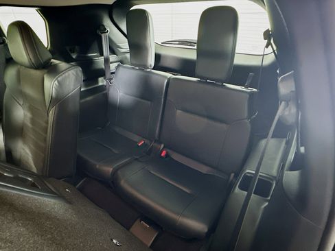 Used 2024 Mitsubishi Outlander SE image 29