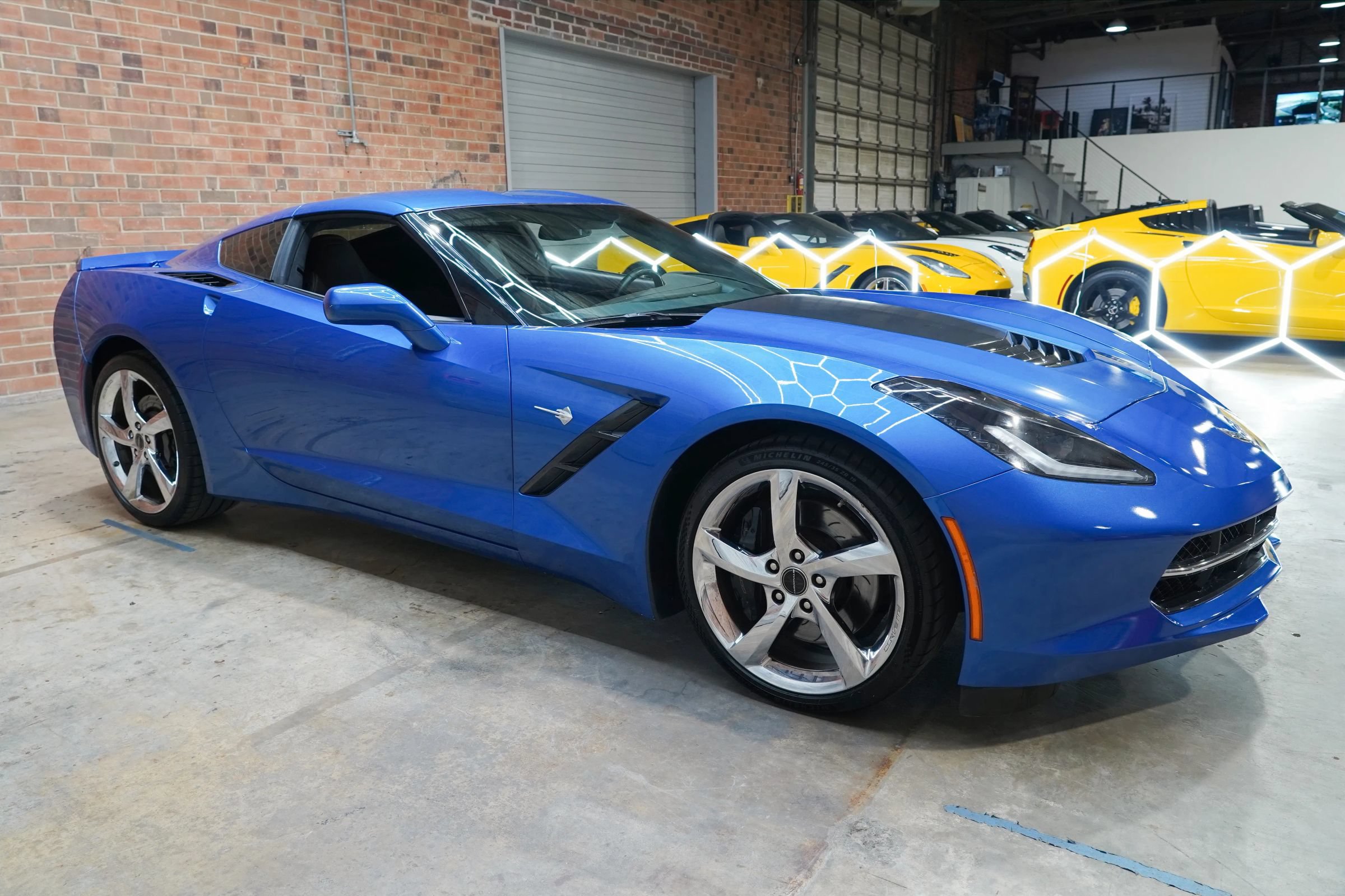 Used 2014 Chevrolet Corvette Stingray Coupe w/ 3LT Preferred Equipment Group RWD image 2