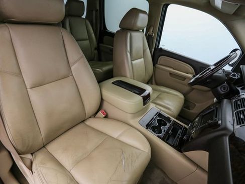 Used 2011 GMC Yukon XL Denali AWD/4WD image 21