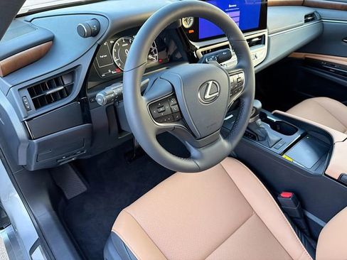 New 2025 Lexus ES 350 w/ Premium Package image 26