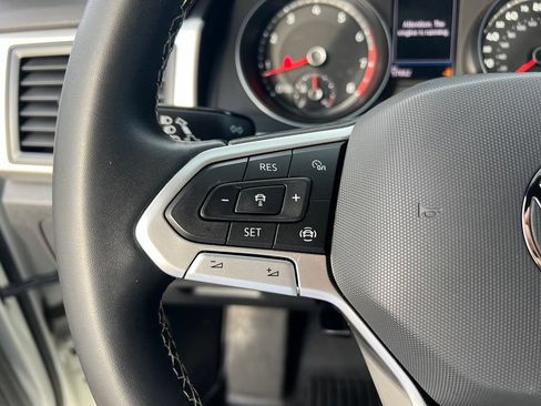 Used 2021 Volkswagen Atlas Cross Sport SE w/ Panoramic Sunroof Package AWD/4WD image 42