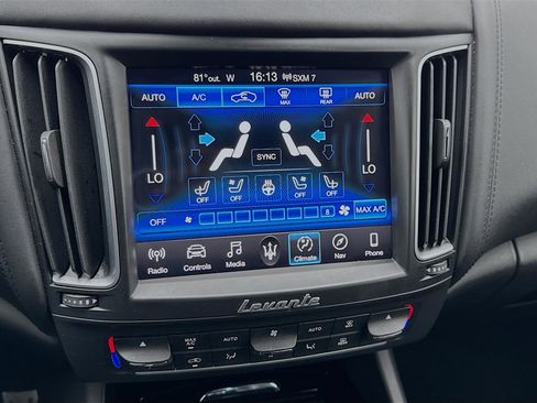 Used 2020 Maserati Levante GranSport image 12