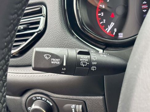 Certified 2022 Dodge Durango SXT AWD/4WD image 28