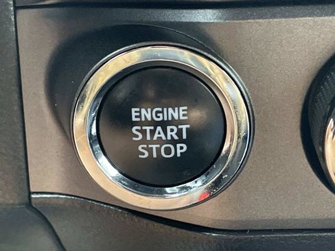 Used 2023 Toyota Tacoma TRD Sport w/ Technology Package AWD/4WD image 39