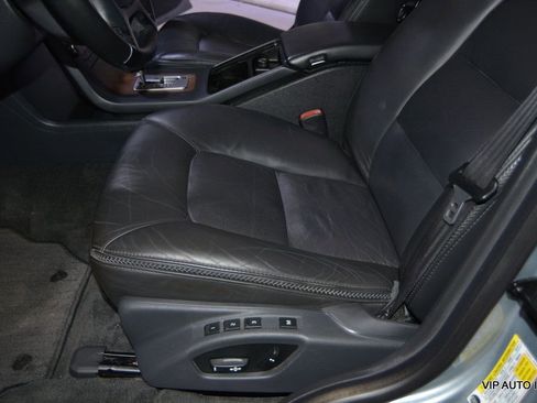 Used 2010 Volvo XC70 3.2 image 19