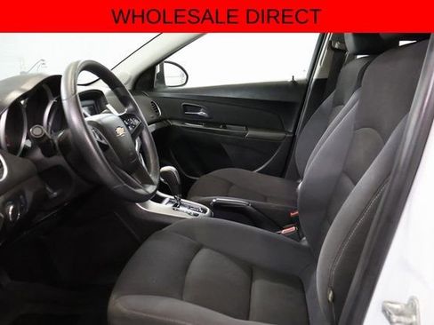 Used 2016 Chevrolet Cruze LT FWD image 11