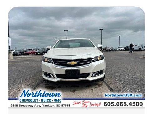 Used 2014 Chevrolet Impala LT FWD image 3