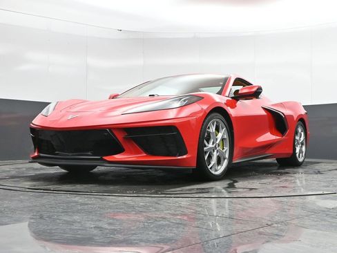 Used 2022 Chevrolet Corvette Stingray w/ Z51 Performance Package image 45
