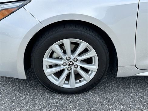 Used 2023 Toyota Corolla SE image 12