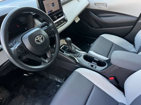 Used 2026 Toyota Corolla LE FWD image 12