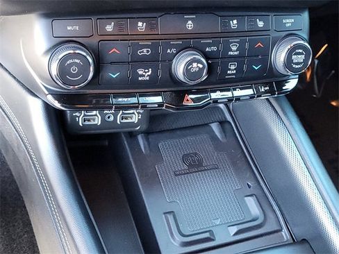 Used 2021 Dodge Durango SRT w/ Technology Group image 15