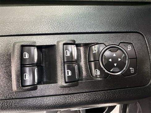 Used 2017 Ford F150 Platinum w/ Equipment Group 701A Luxury image 13