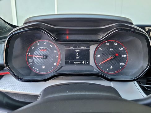 Used 2024 Chevrolet Trax RS FWD image 25