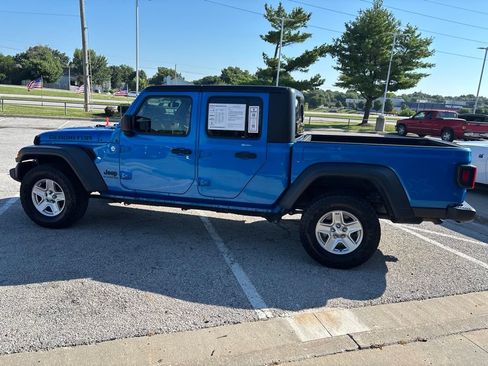 Used 2020 Jeep Gladiator Sport w/ Quick Order Package 24S AWD/4WD image 20