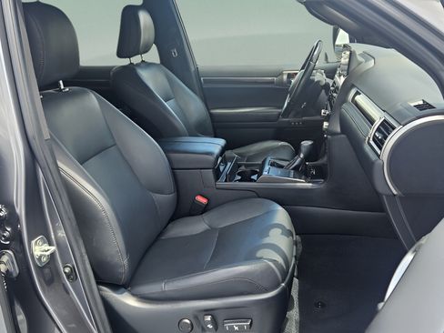 Certified 2023 Lexus GX 460 Luxury w/ Accessory Package AWD/4WD image 16