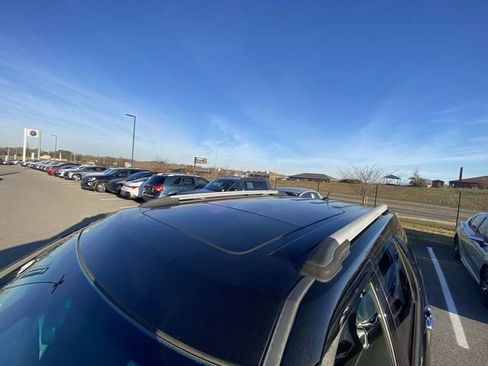 Used 2013 Ford Explorer Limited image 3