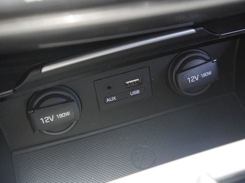 Used 2016 Hyundai Genesis 3.8 RWD image 16