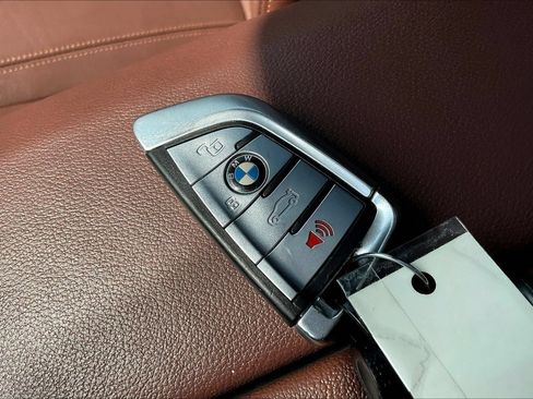 Used 2019 BMW X5 xDrive40i w/ Premium Package 2 AWD/4WD image 34
