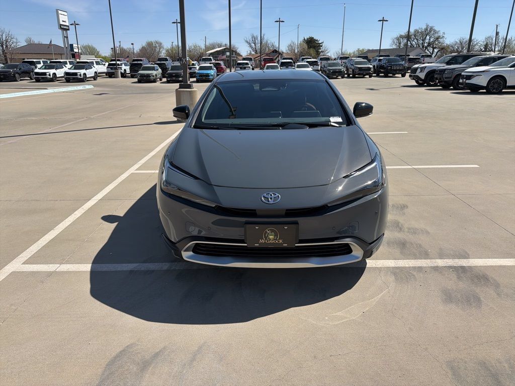 New 2026 Toyota Prius Plug-In Hybrid FWD image 2
