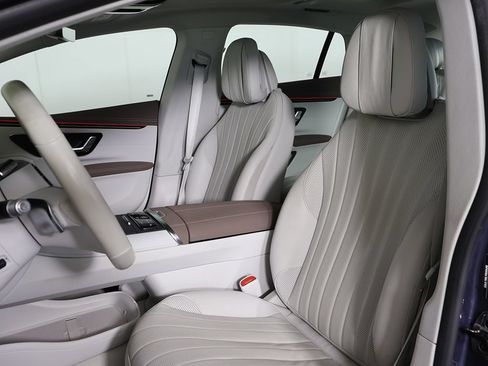 Used 2024 Mercedes-Benz EQS 450+ 4MATIC Sedan w/ AMG Line Exterior Package image 32