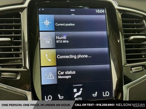 Used 2017 Volvo XC90 T6 Momentum w/ Vision Package image 15