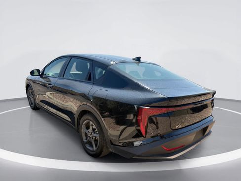 Used 2025 Kia K4 FWD image 4