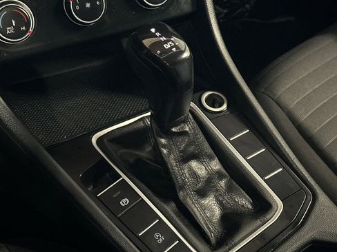 Used 2023 Volkswagen Jetta S image 26