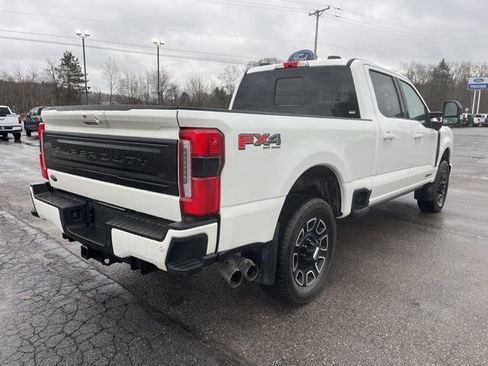Used 2025 Ford F250 Platinum image 6