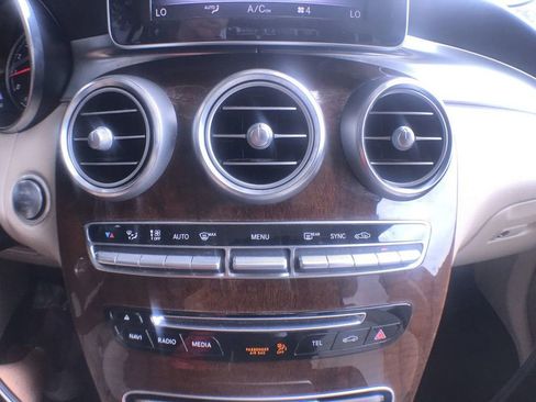 Used 2018 Mercedes-Benz GLC 300 image 19