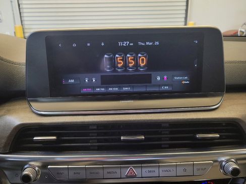 Used 2022 Kia Telluride EX w/ EX Premium Package image 25