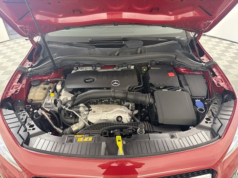 Used 2021 Mercedes-Benz GLA 250 GLA 250 w/ Premium Package image 39