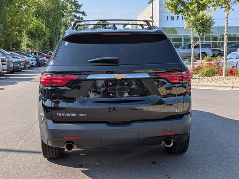 Used 2022 Chevrolet Traverse LT AWD/4WD image 4