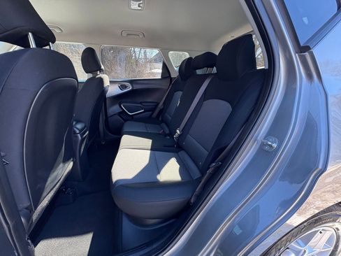 Used 2025 Kia Soul LX w/ LX Technology Package image 23