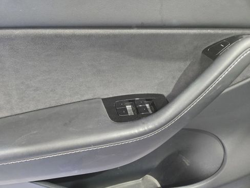 Used 2020 Tesla Model Y Performance AWD/4WD image 12