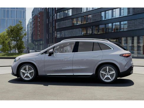 New 2026 Mercedes-Benz EQE 320 4MATIC SUV image 33