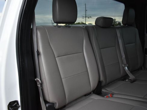 Used 2019 Ford F250 XL w/ Power Equipment Group AWD/4WD image 26