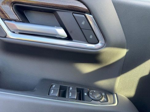 New 2026 Chevrolet Silverado 1500 LT Trail Boss w/ Convenience Package II image 38