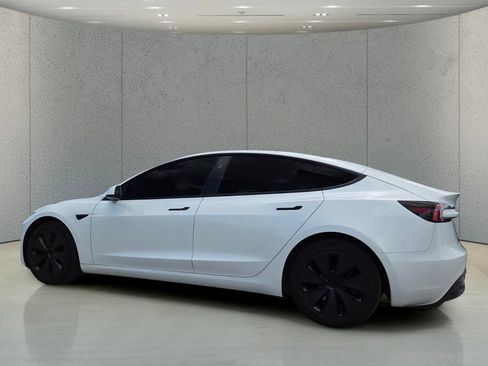 Used 2025 Tesla Model 3 Long Range RWD image 8