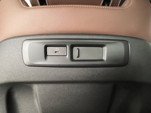 Used 2021 BMW X6 xDrive40i w/ Premium Package 2 image 24